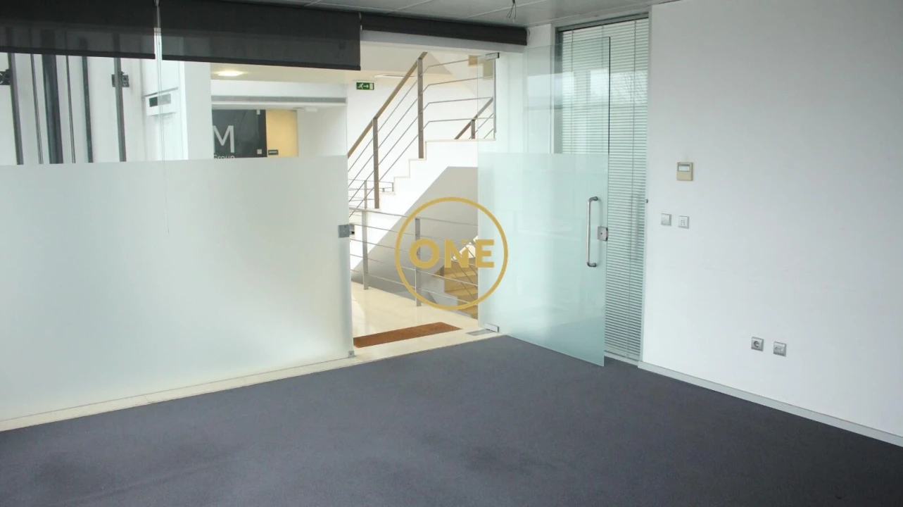 Escritório para Arrendamento em Celeirós, Aveleda e Vimieiro Foto 2