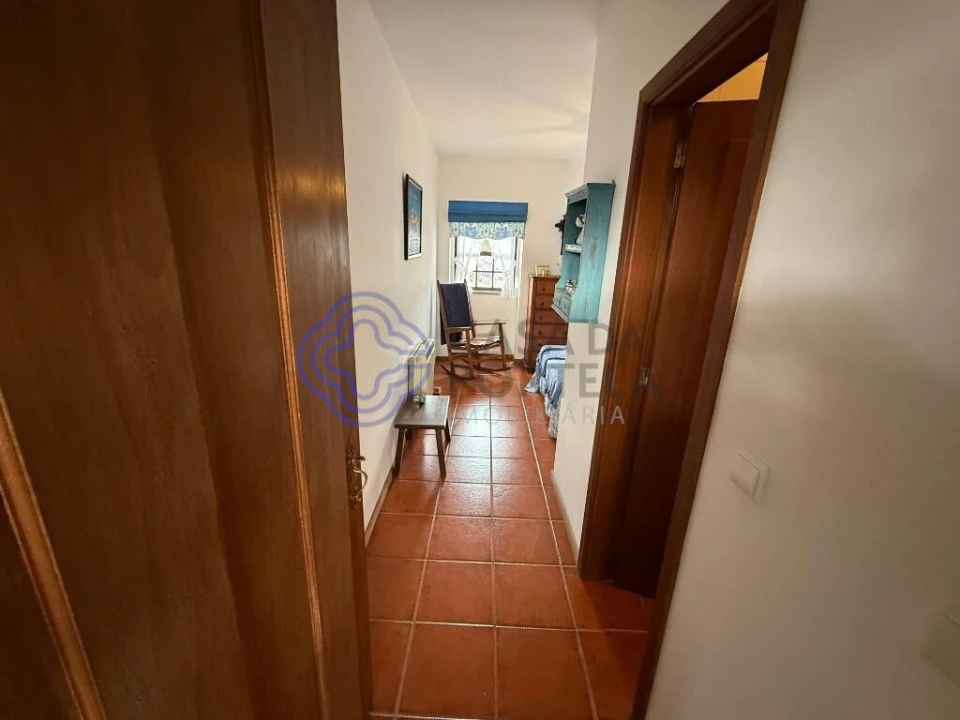 Moradia T4 para Venda em Coura Foto 22