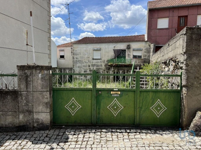 Moradia T2 para Venda em Rochoso e Monte Margarida