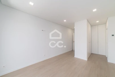 Apartamento T4 para Venda em Tavarede