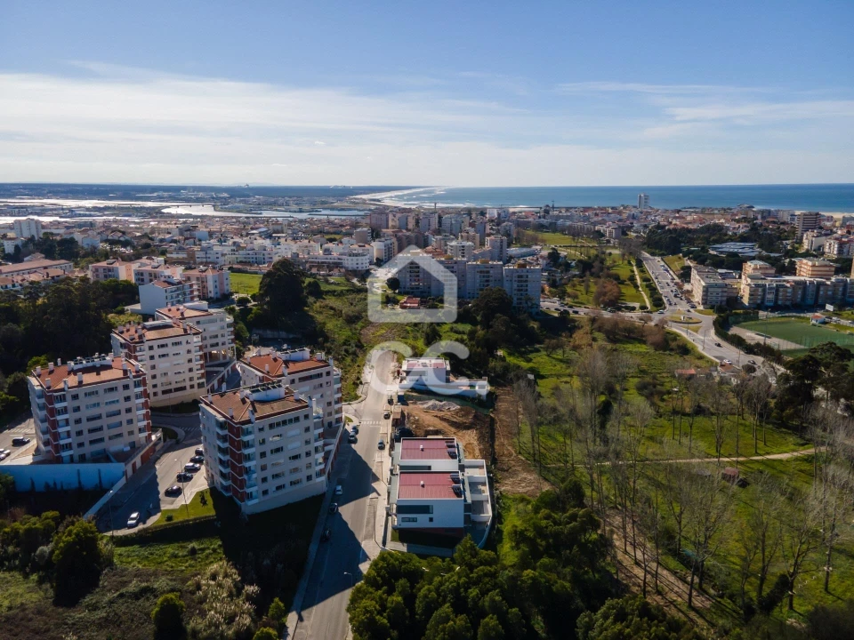 Apartamento T4 para Venda em Tavarede Foto 29