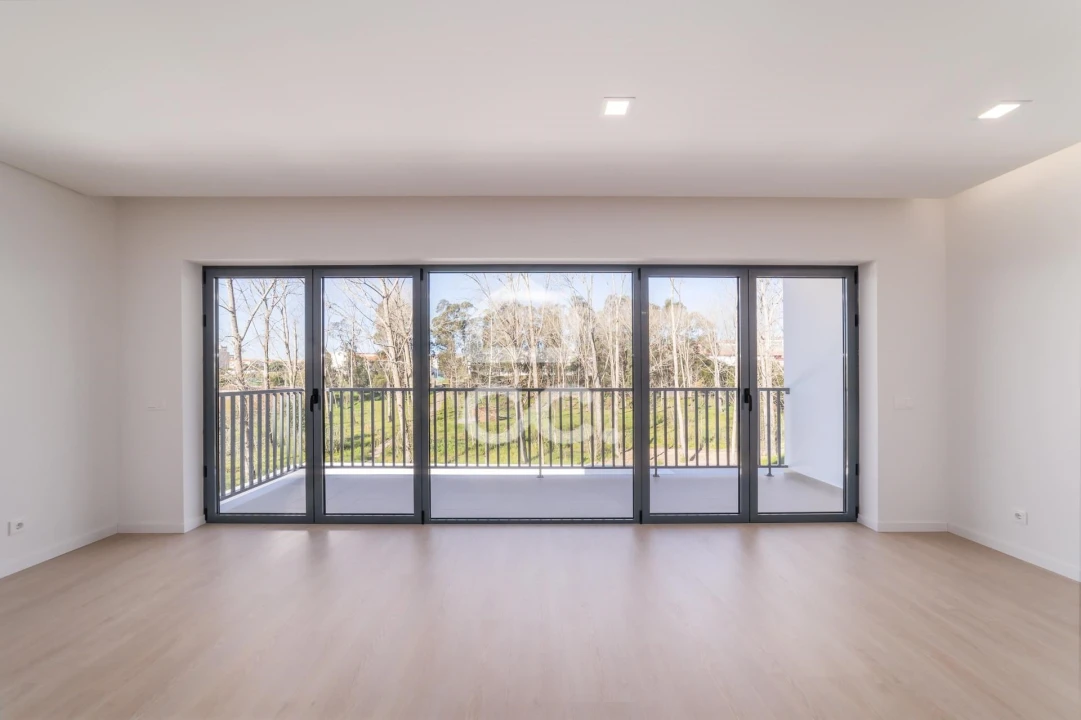 Apartamento T4 para Venda em Tavarede Foto 2