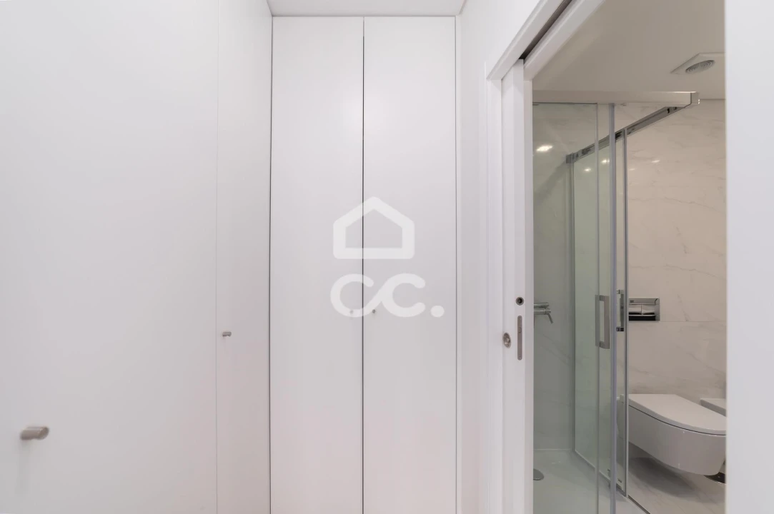 Apartamento T4 para Venda em Tavarede Foto 17