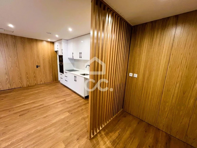 Apartamento T3 para Venda em Antas e Abade de Vermoim Foto 4