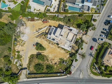 Moradia T5 para Venda em Lagoa e Carvoeiro