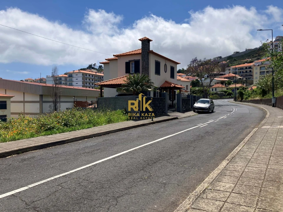 Negócio para Venda em Caniço Foto 9