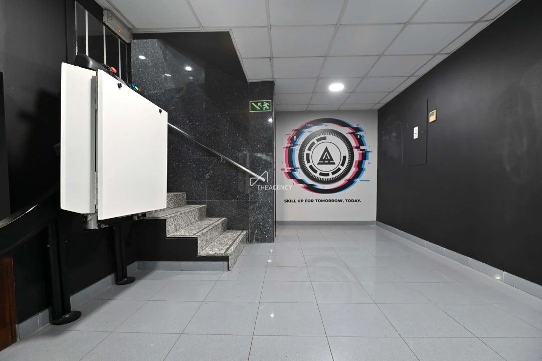 Negócio para Venda em Alvalade Foto 7