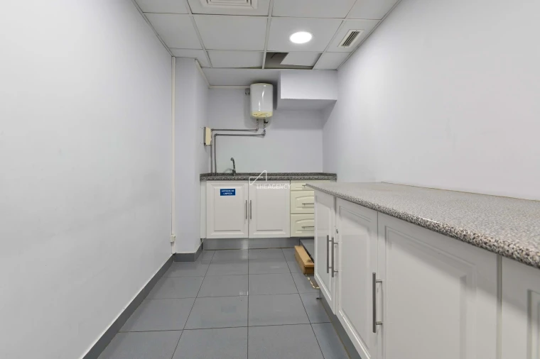 Negócio para Venda em Alvalade Foto 9