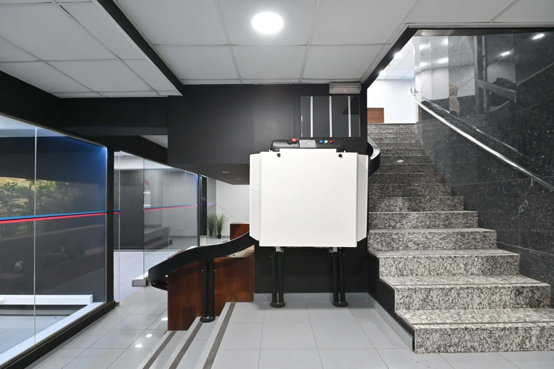 Negócio para Venda em Alvalade Foto 6