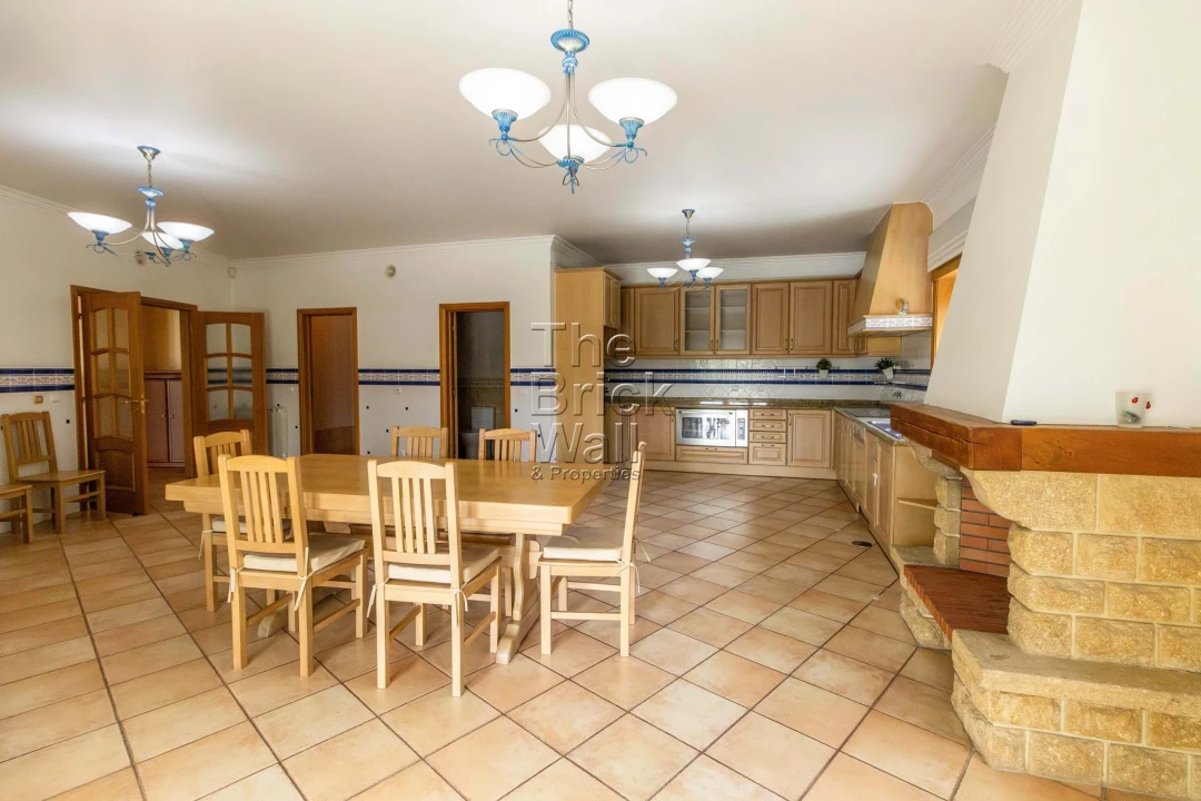 Moradia T5 para Venda em Póvoa de Santa Iria e Forte da Casa Foto 37