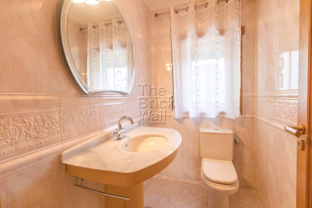 Moradia T5 para Venda em Póvoa de Santa Iria e Forte da Casa Foto 50