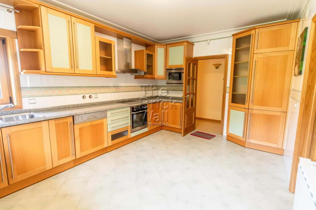 Moradia T5 para Venda em Póvoa de Santa Iria e Forte da Casa Foto 52