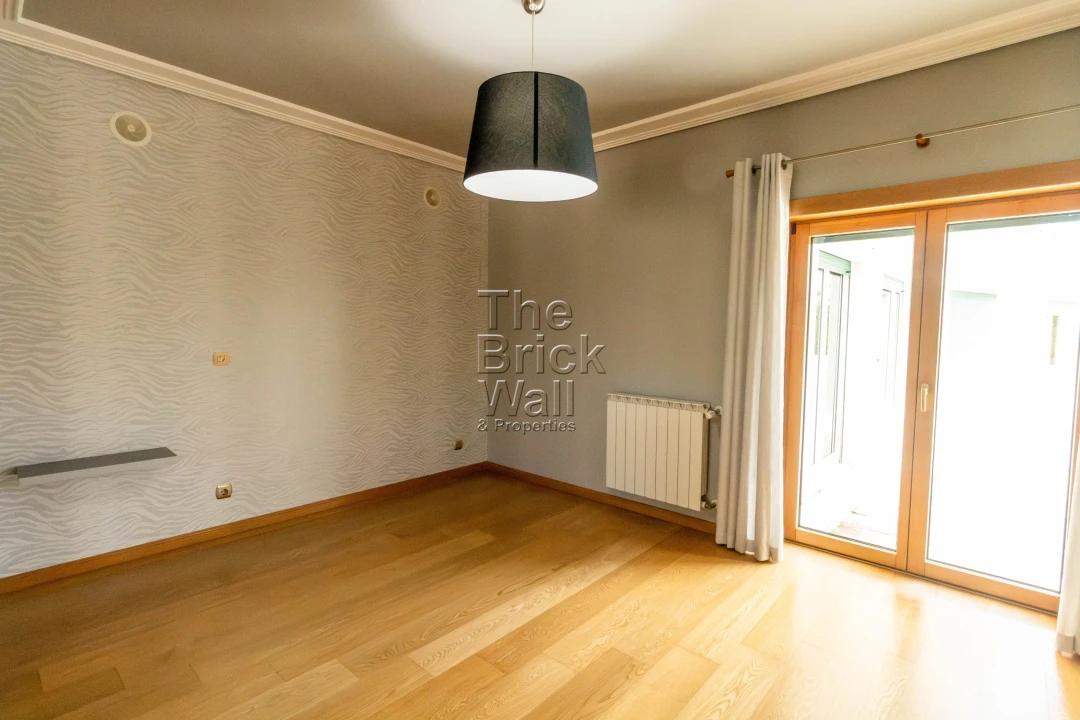 Moradia T5 para Venda em Póvoa de Santa Iria e Forte da Casa Foto 62