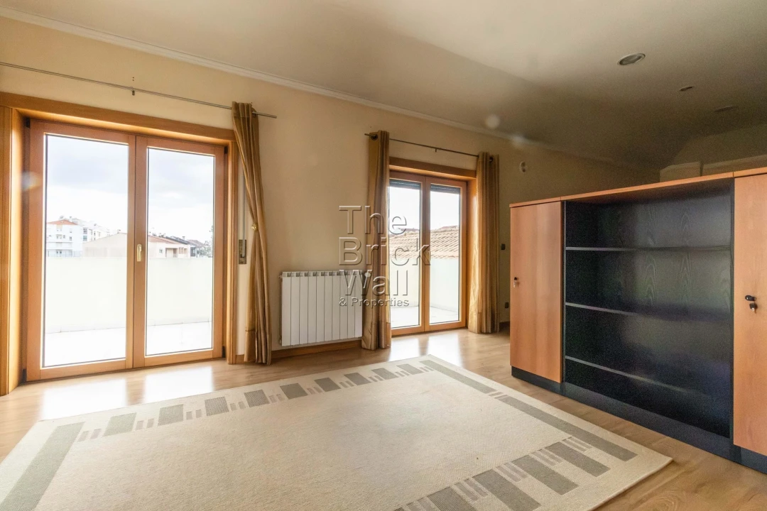 Moradia T5 para Venda em Póvoa de Santa Iria e Forte da Casa Foto 73