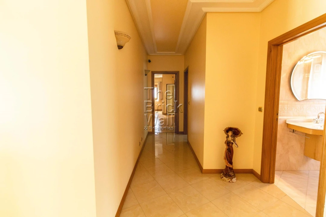 Moradia T5 para Venda em Póvoa de Santa Iria e Forte da Casa Foto 49