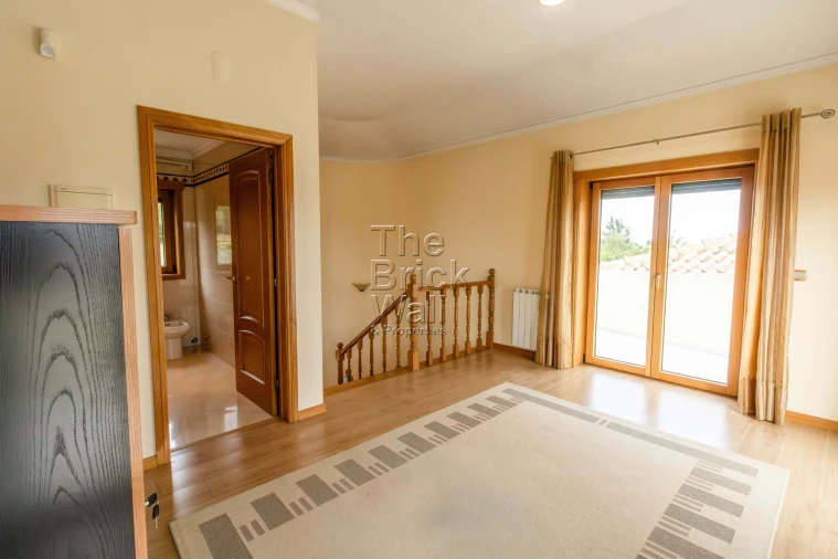 Moradia T5 para Venda em Póvoa de Santa Iria e Forte da Casa Foto 76