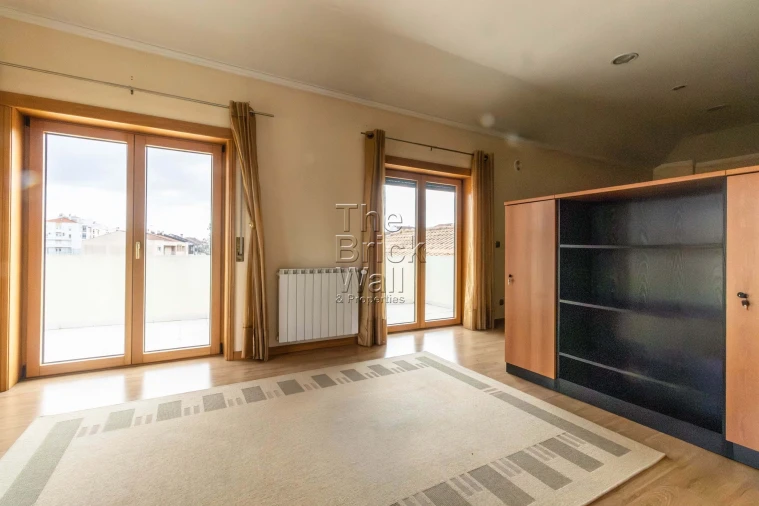 Moradia T5 para Venda em Póvoa de Santa Iria e Forte da Casa Foto 73