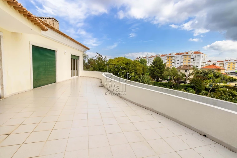 Moradia T5 para Venda em Póvoa de Santa Iria e Forte da Casa Foto 47