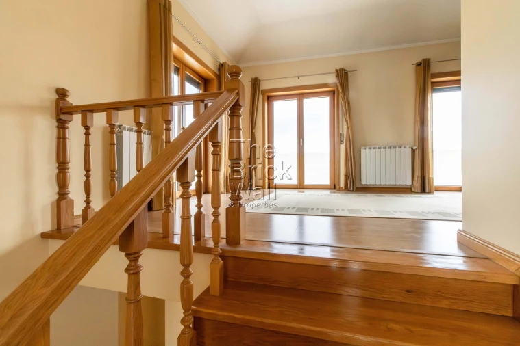 Moradia T5 para Venda em Póvoa de Santa Iria e Forte da Casa Foto 72