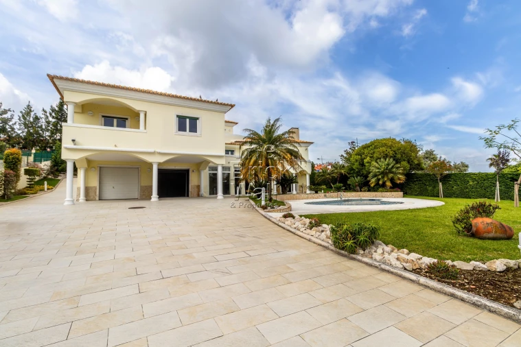 Moradia T5 para Venda em Póvoa de Santa Iria e Forte da Casa Foto 31