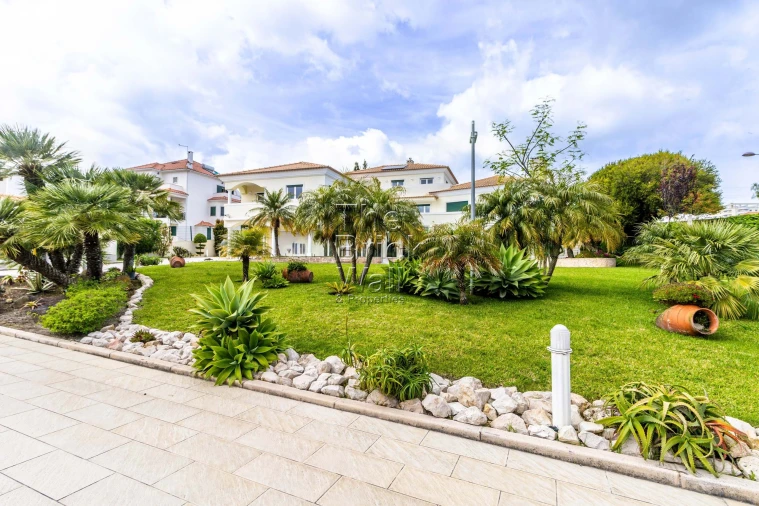 Moradia T5 para Venda em Póvoa de Santa Iria e Forte da Casa Foto 29