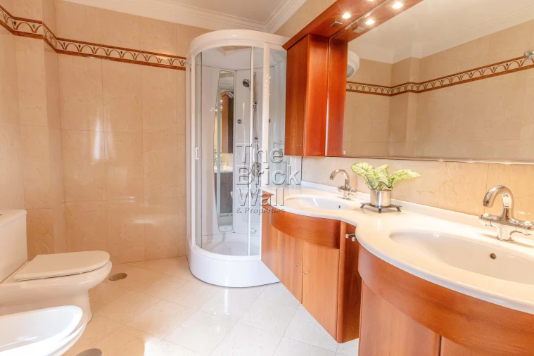 Moradia T5 para Venda em Póvoa de Santa Iria e Forte da Casa Foto 59