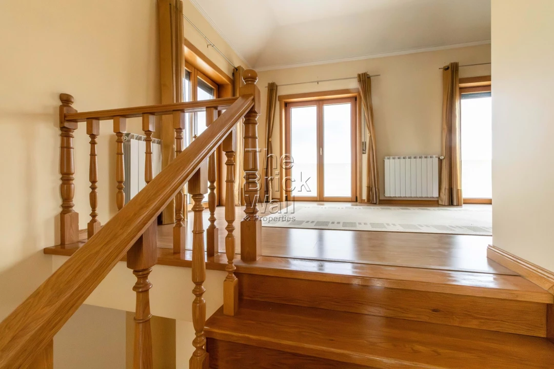 Moradia T5 para Venda em Póvoa de Santa Iria e Forte da Casa Foto 72