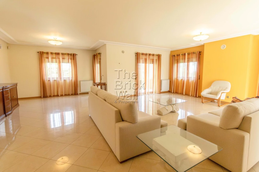 Moradia T5 para Venda em Póvoa de Santa Iria e Forte da Casa Foto 41