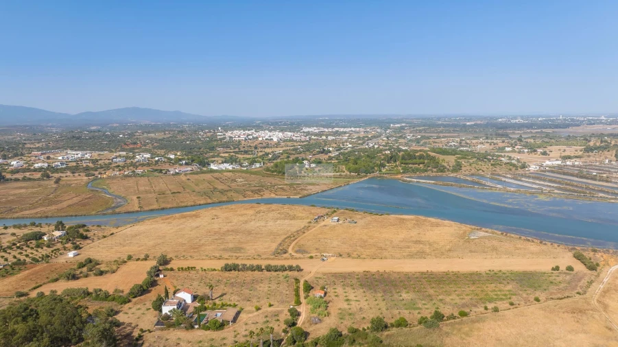 Terreno para Venda em Odiaxere Foto 7