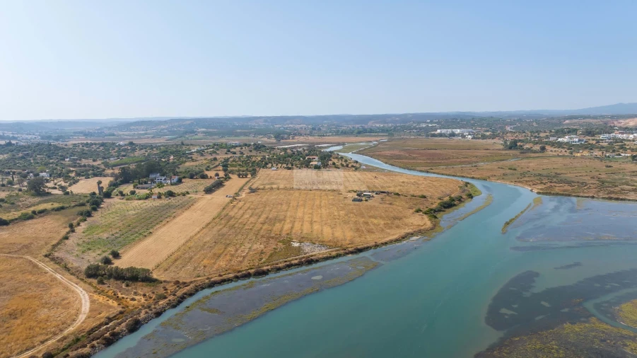 Terreno para Venda em Odiaxere Foto 9