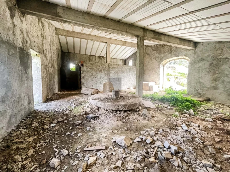 Moradia T9 para Venda em Santa Barbara de Nexe Foto 60