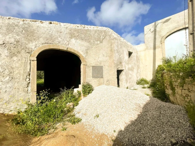 Moradia T9 para Venda em Santa Barbara de Nexe Foto 58