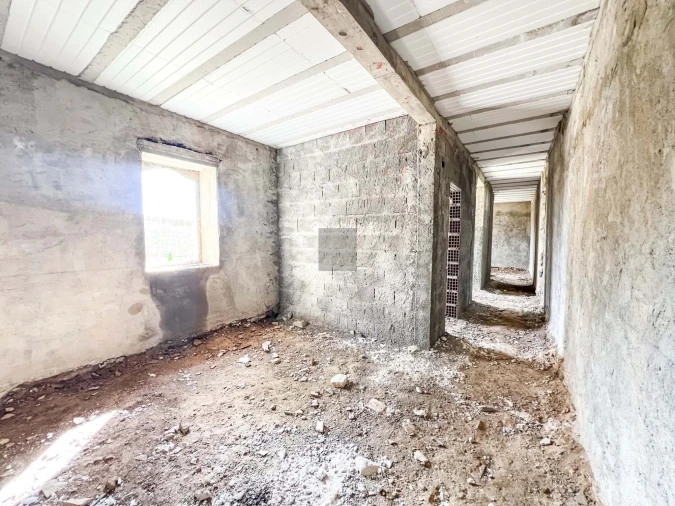 Moradia T9 para Venda em Santa Barbara de Nexe Foto 37