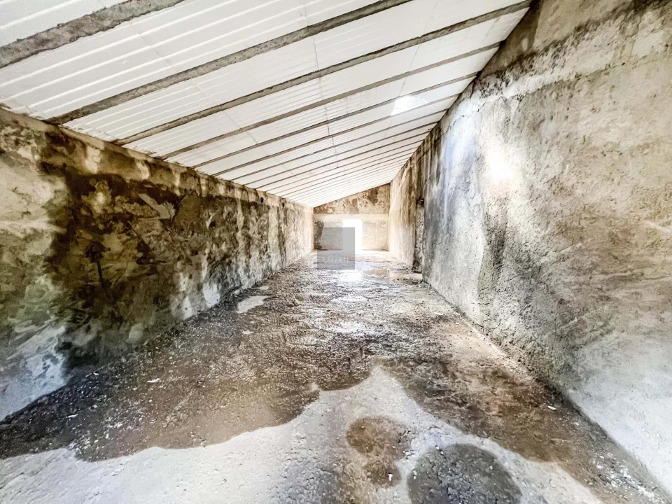 Moradia T9 para Venda em Santa Barbara de Nexe Foto 15