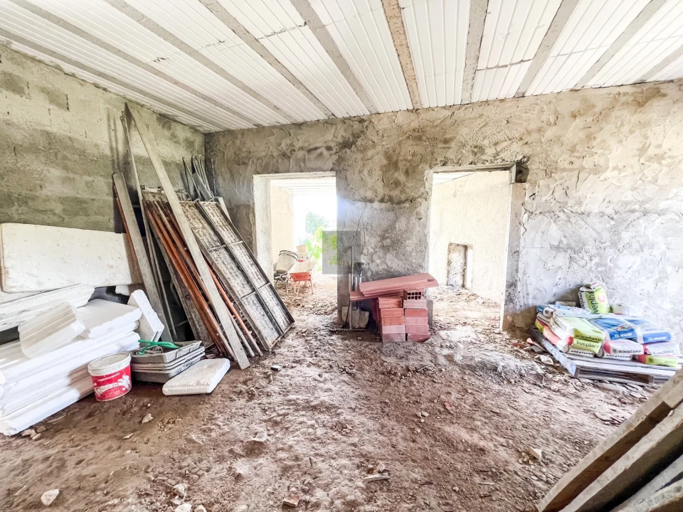 Moradia T9 para Venda em Santa Barbara de Nexe Foto 27