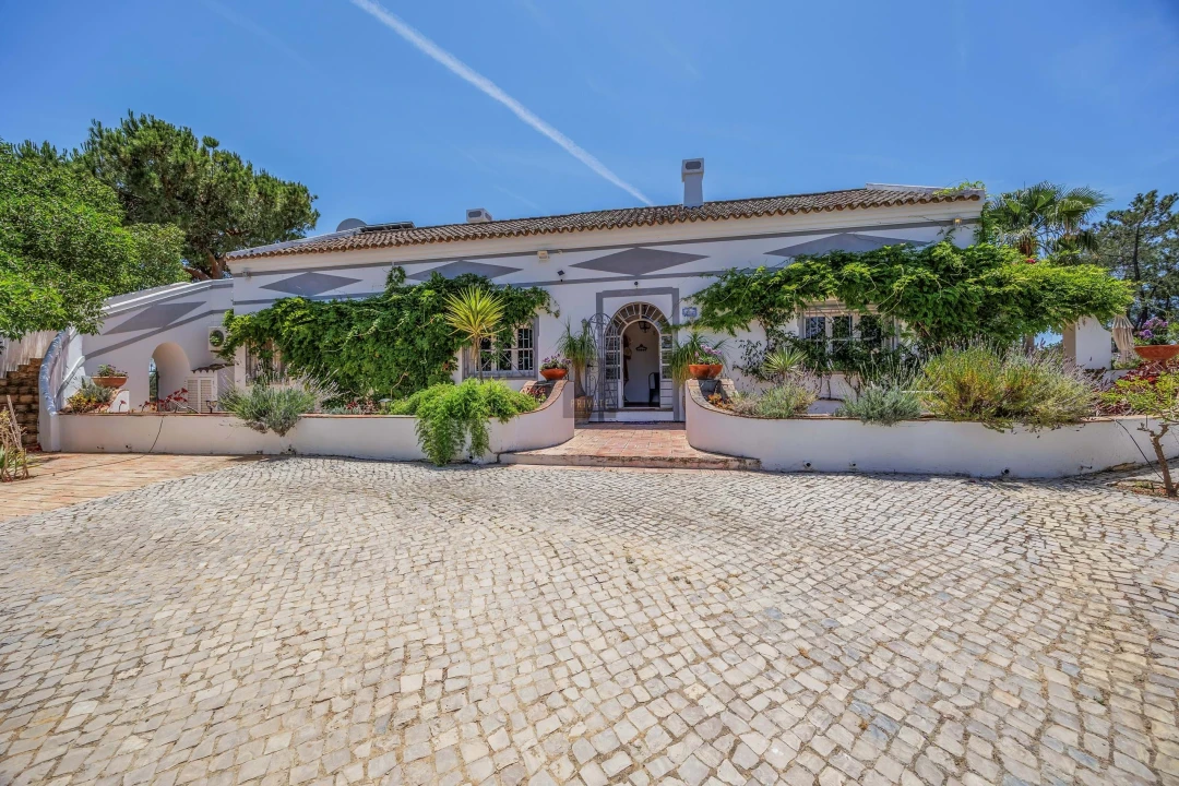 Moradia T4 para Venda em Conceição e Cabanas de Tavira Foto 1