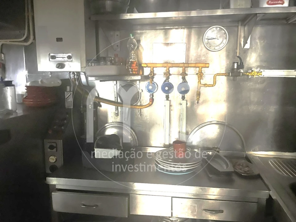 Negócio para Arrendamento em São Domingos de Rana Foto 7