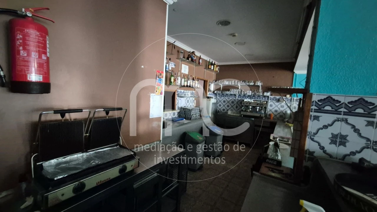 Negócio para Arrendamento em São Domingos de Rana Foto 36