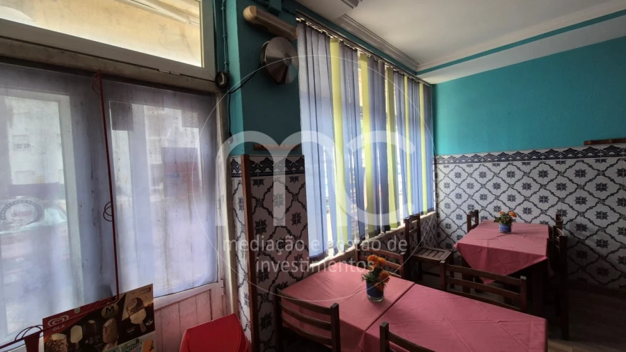 Negócio para Arrendamento em São Domingos de Rana Foto 23