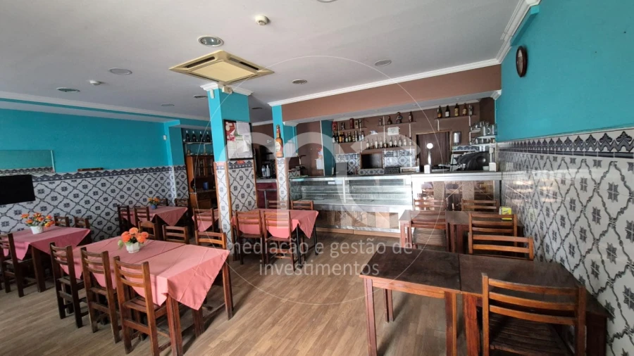 Negócio para Arrendamento em São Domingos de Rana Foto 39