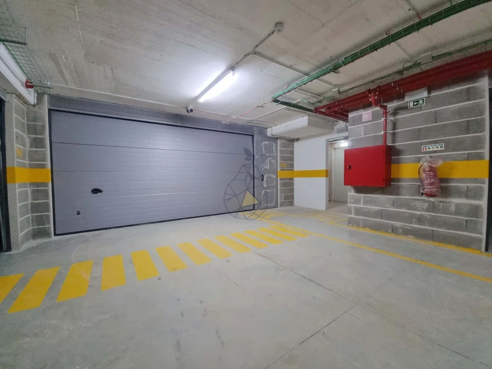 Garagem para Venda em Portimão Foto 14