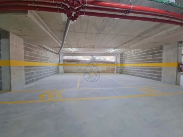 Garagem para Venda em Portimão