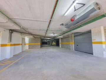 Garagem para Venda em Portimão