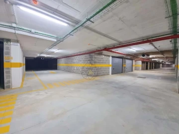 Garagem para Venda em Portimão