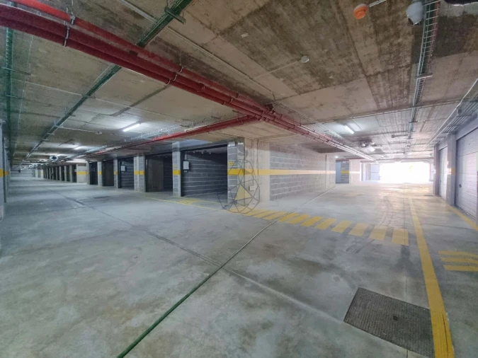 Garagem para Venda em Portimão Foto 7