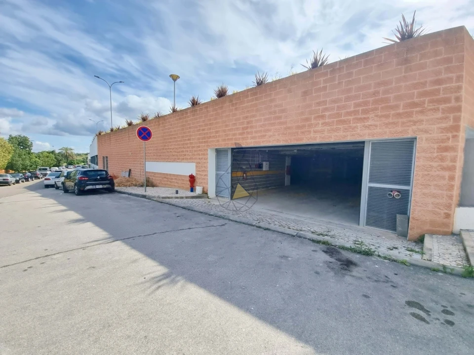 Garagem para Venda em Portimão Foto 24
