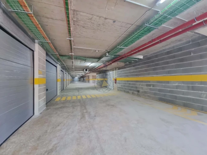 Garagem para Venda em Portimão Foto 27