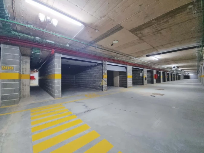 Garagem para Venda em Portimão Foto 18