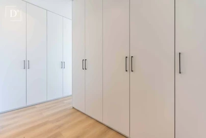 Moradia T5 para Venda em Albufeira e Olhos de Água