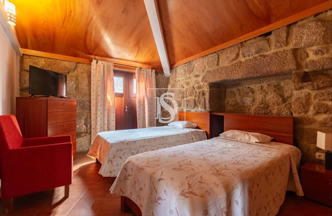 Quinta T10 para Venda em Alhões, Bustelo, Gralheira e Ramires Foto 33